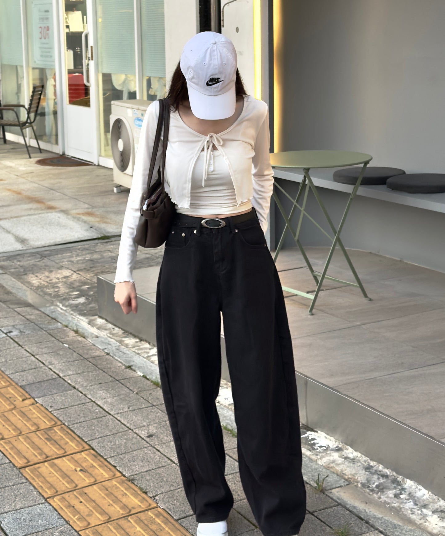 Black Oversized Jeans